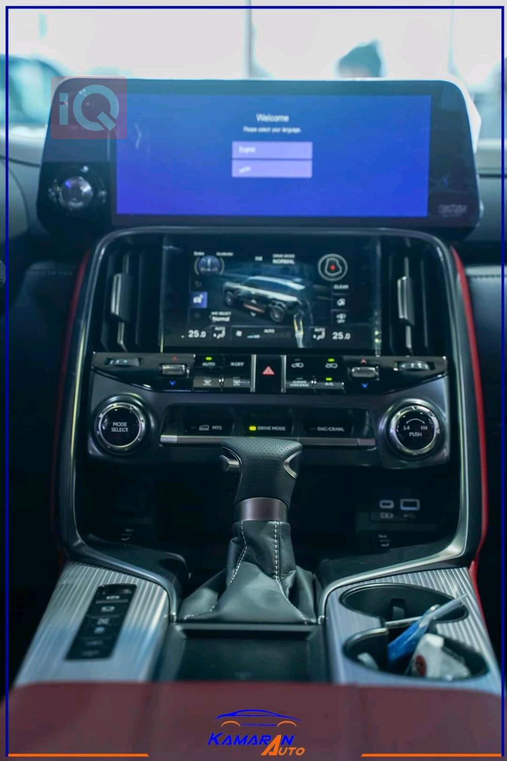 Lexus LX